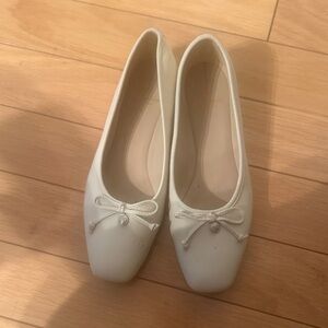 Sam Edelman Elegant White Ballet Flats